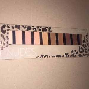 10 nude eyeshadow palette